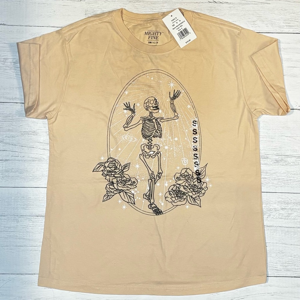 NWT Skeleton Graphic T-Shirt Women’s Small Peach Floral Goth Aesthetic Tee - Picture 5 of 6